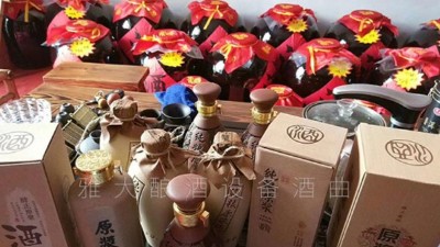 2019名酒太貴，不如喝點農(nóng)村小型酒廠釀酒設(shè)備現(xiàn)蒸的原漿酒