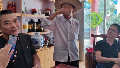 為什么在農村用烤酒設備開酒坊受歡迎？大家都愛喝散裝酒？